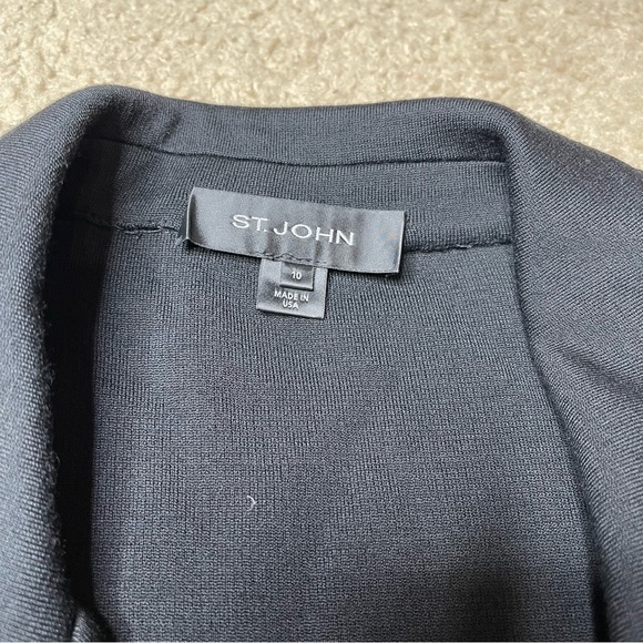 St. John Four Pocket Enamel Button Blazer - Picture 2 of 4